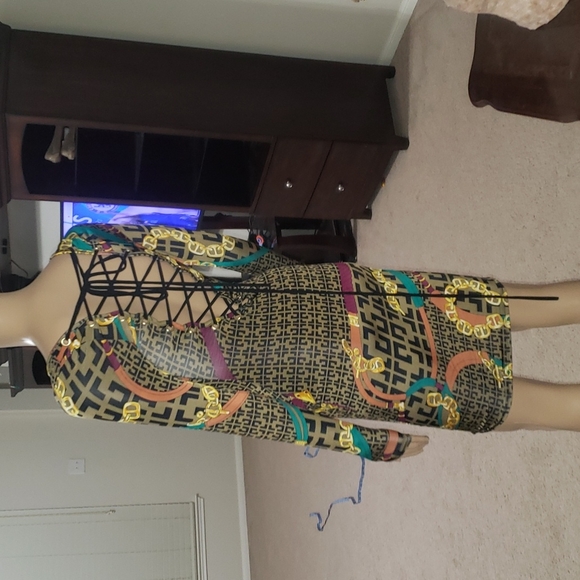 NWT Fashion Nova chains & artsy print body hugging stretchy longsleeve mini - Picture 4 of 7